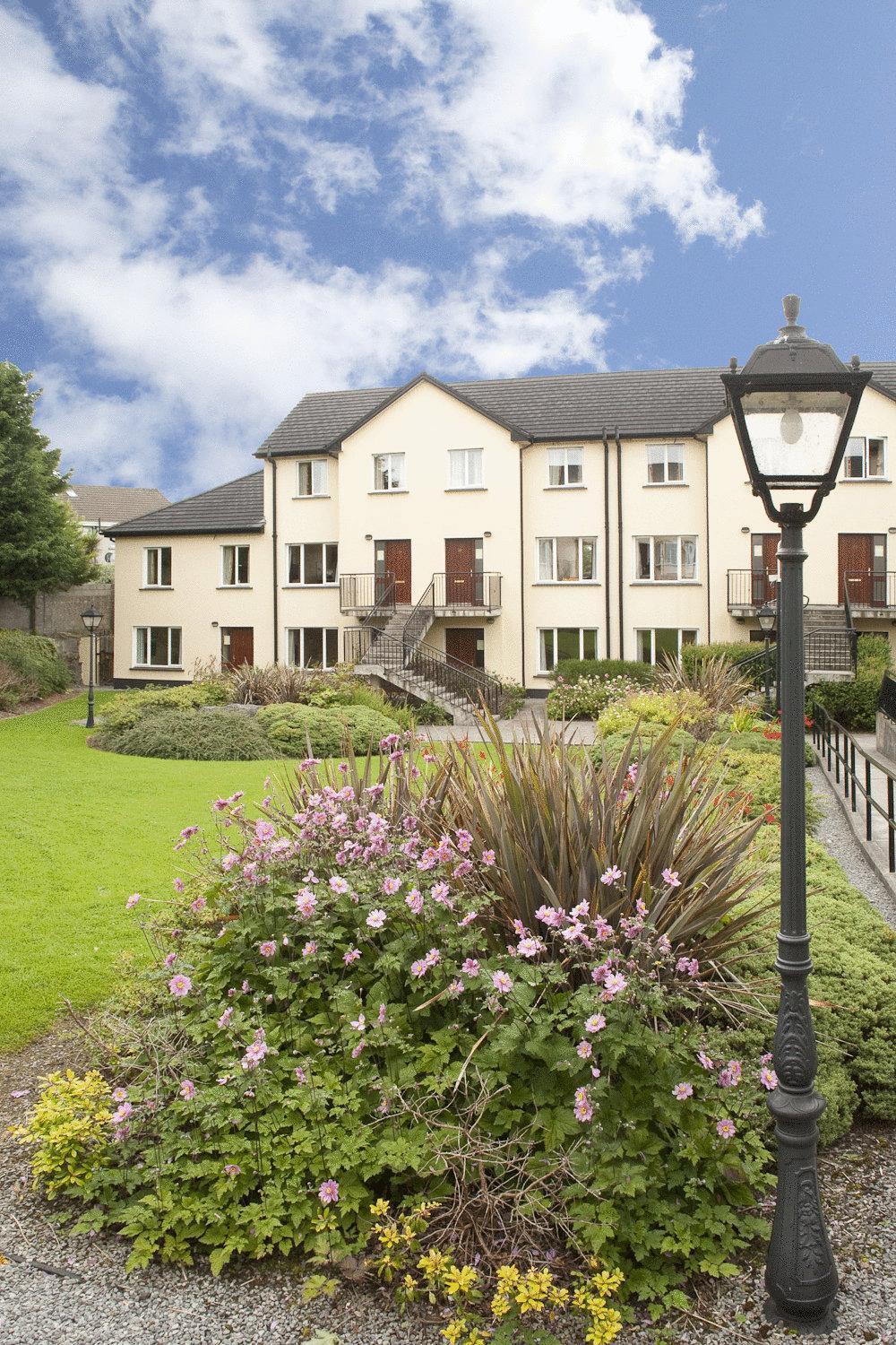 Menlo Park Apartments Galway Extérieur photo