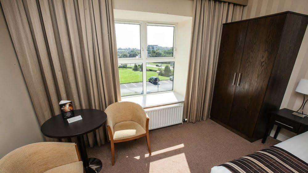 Menlo Park Apartments Galway Extérieur photo