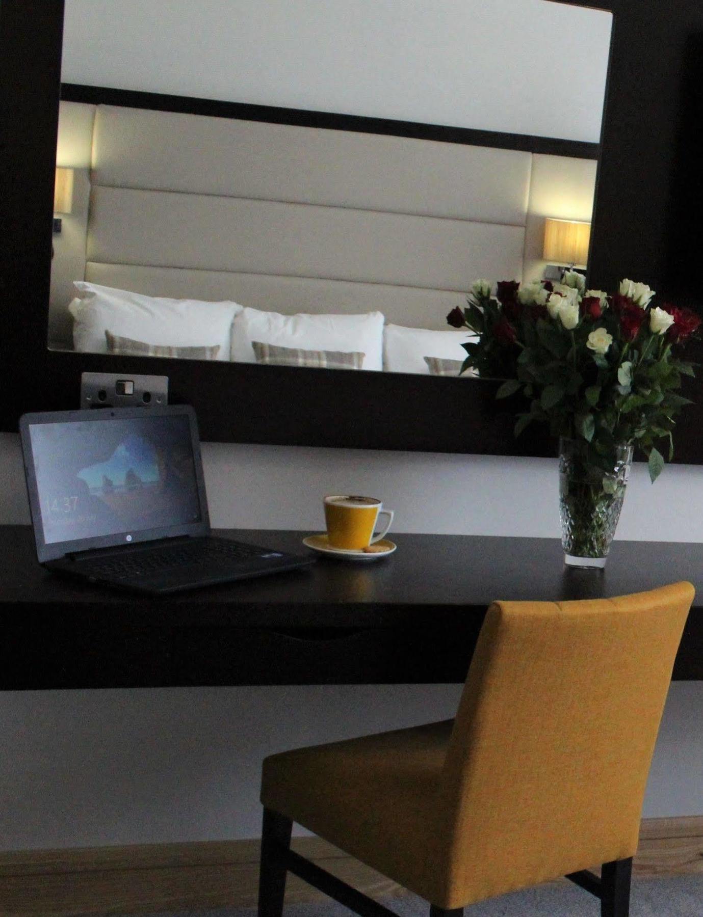 Menlo Park Apartments Galway Extérieur photo